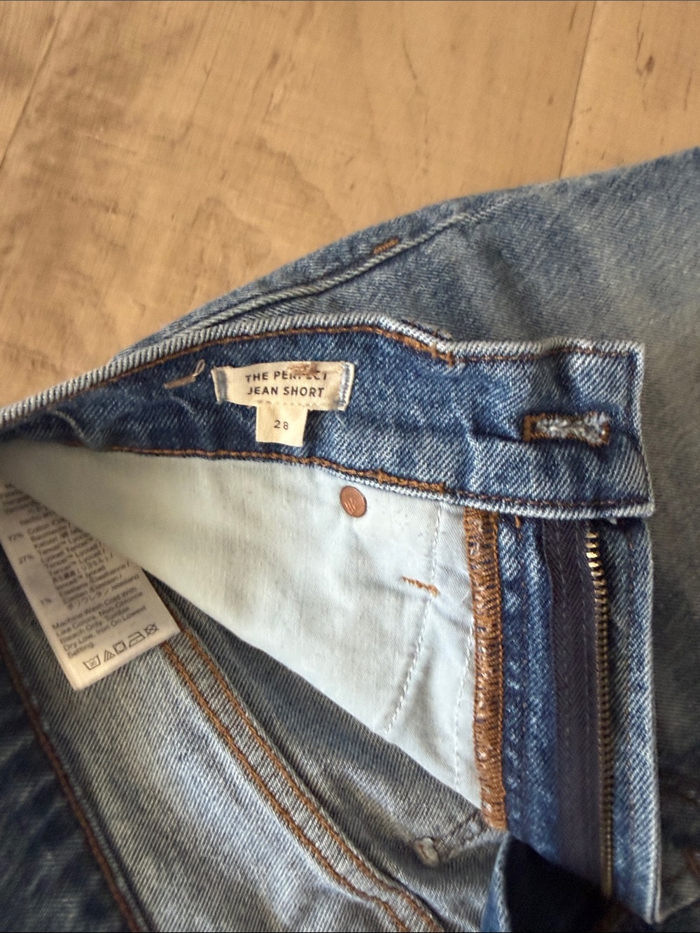 Madewell The Perfect Jean Short - Women’s Light Blue Denim Jeans-28